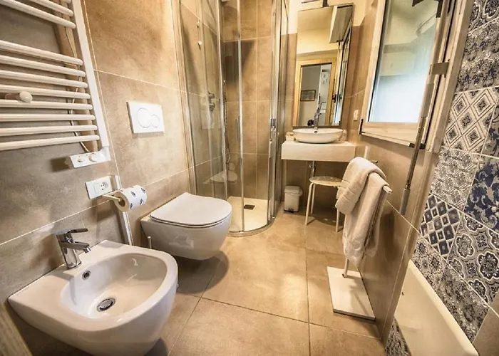 Отель Splendid Диано-Марина