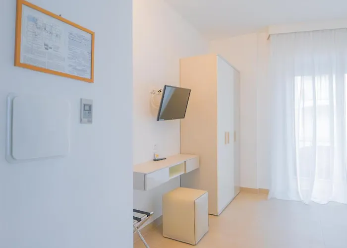 Splendid Отель Диано-Марина